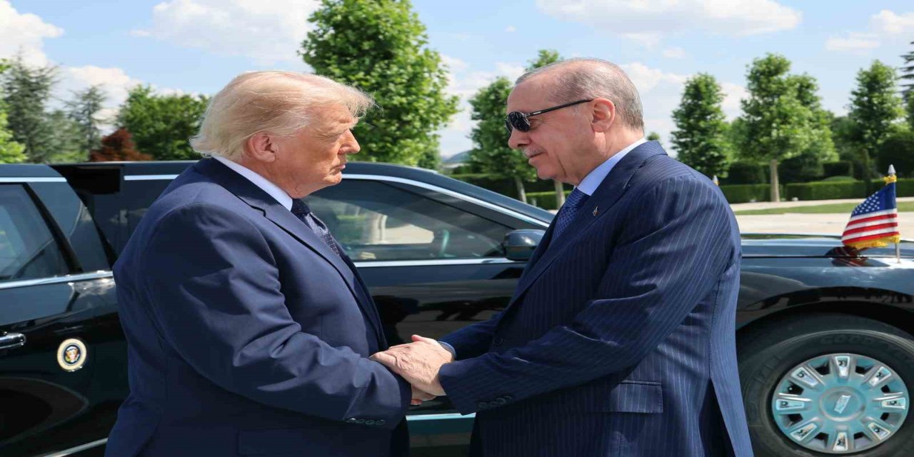 Cumhurbaşkanı Erdoğan, Amerika Birleşik Devletleri Başkanı Trump’ı törenle karşıladı