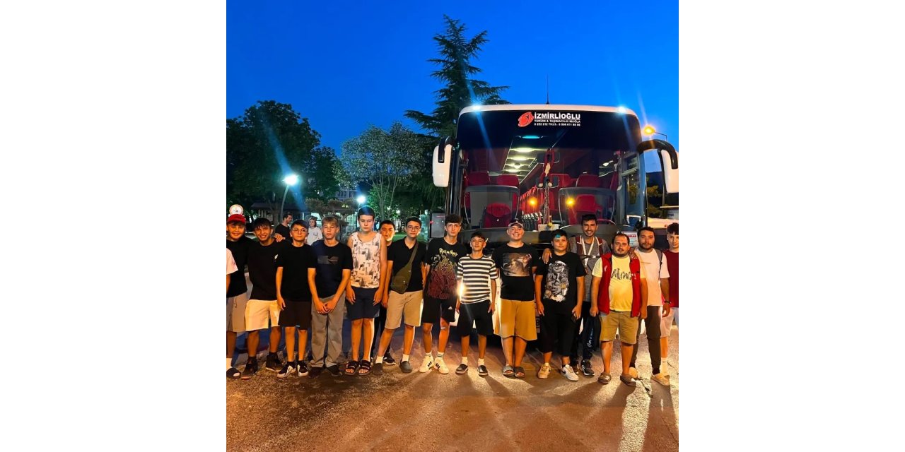 Menteşeli gençler Akdeniz’in maviliğinde buluşmak için yola çıktı