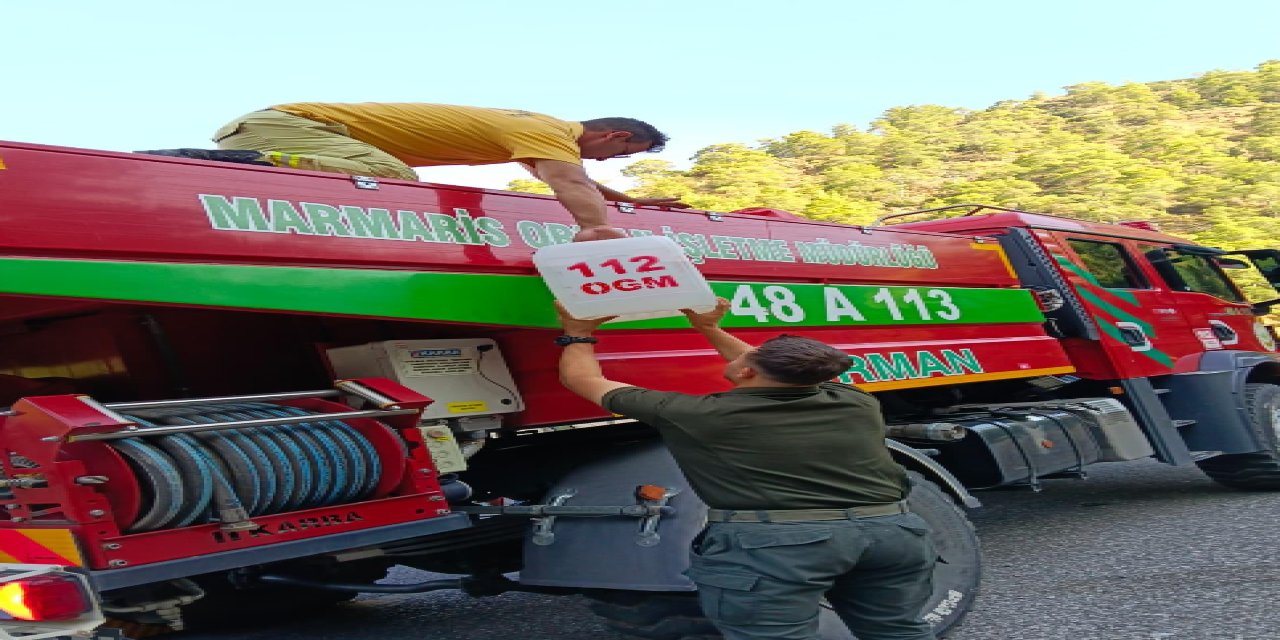 MARMARİS’TE KRİTİK NOKTALARA İLK MÜDAHALE İÇİN SU BİDONU