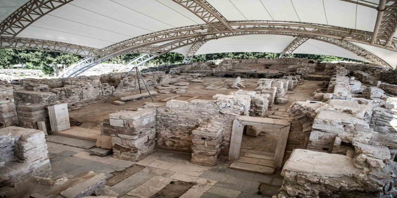 Kazı başkanlığını MSKÜ Çağaptay’ın yaptığı Kadıkalesi-Anaia UNESCO dünya mirası geçici listesinde