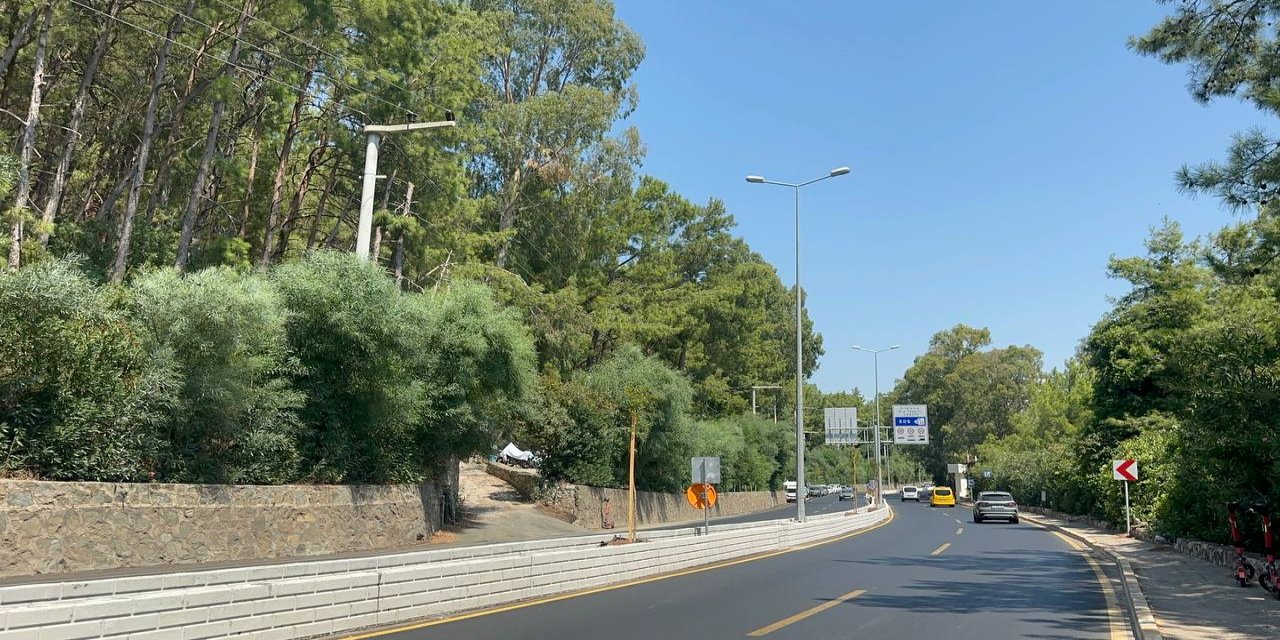 Marmaris-İçmeler yolunda aydınlatma sorunu çözüldü