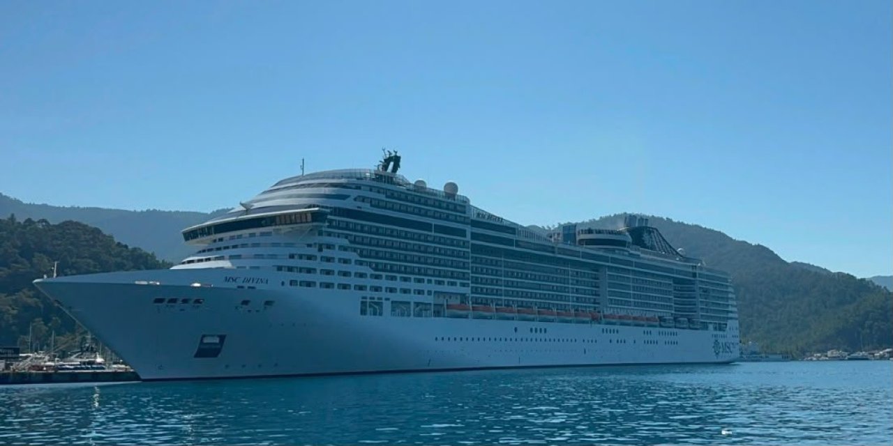 MSC Divina Marmaris limanında