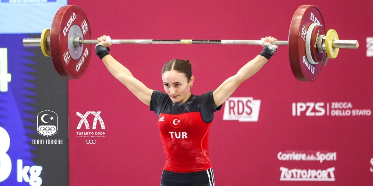 Cansel Özkan’dan koparmada altın madalya