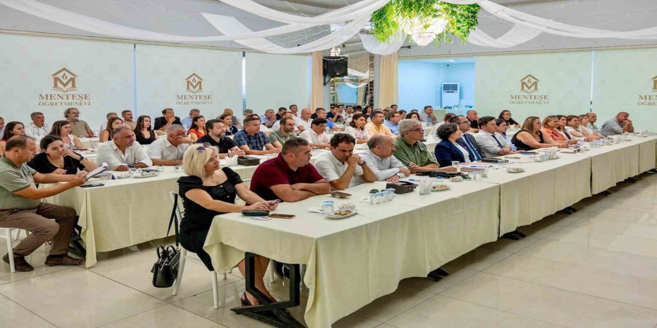 Menteşe’de müdürler kurulu toplantısı gerçekleştirildi