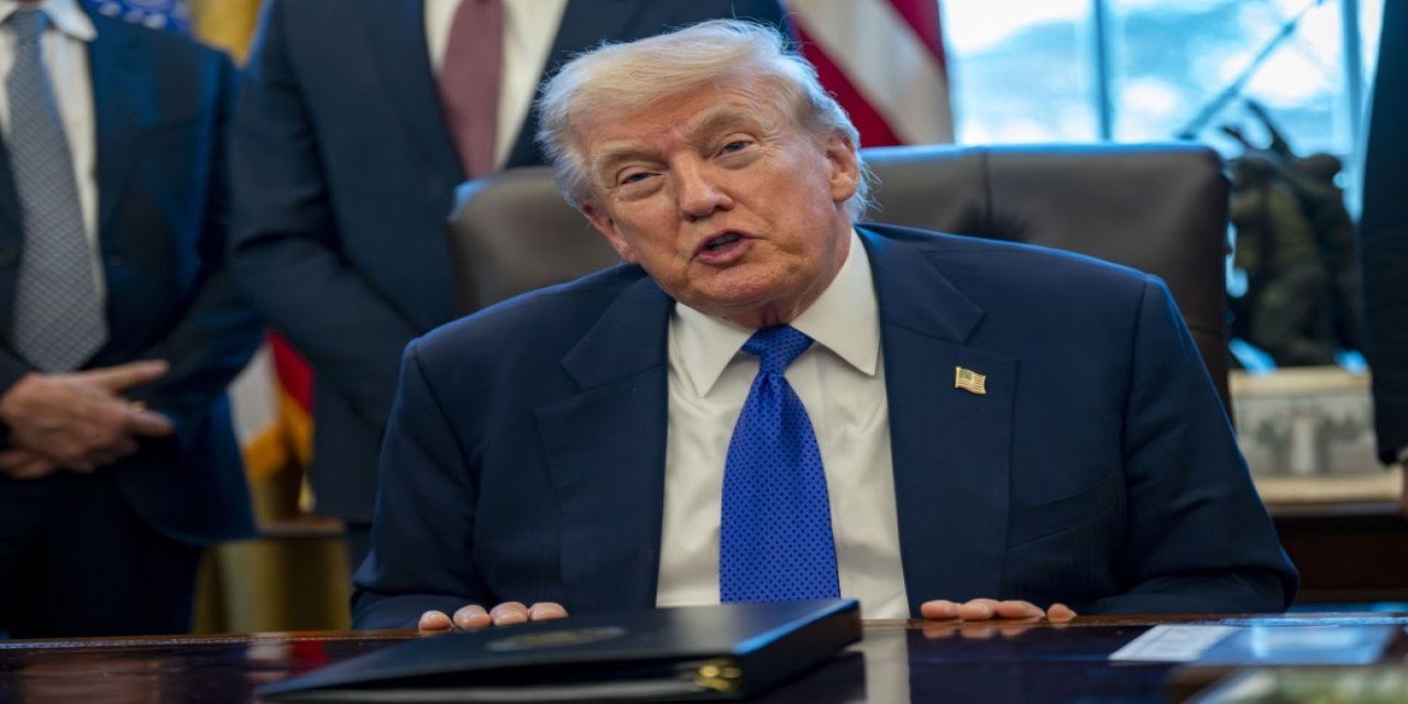 Trump: "(İran) Hürmüz Boğazı boyunca inşa etmeye çalıştıkları tüm yeni ekipmanları imha ettik"