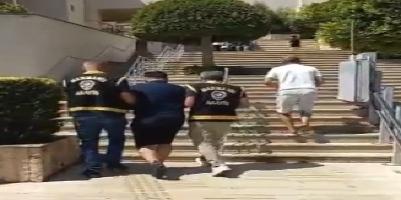Marmaris’te aranan iki şahıs yakalandı