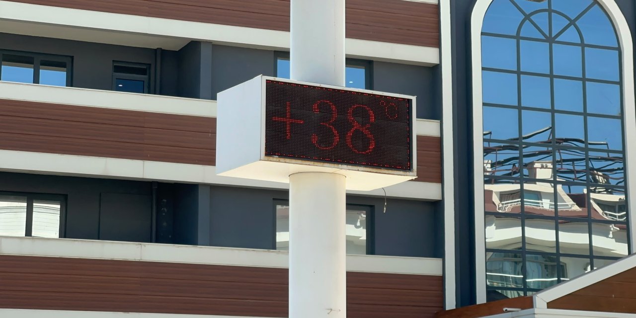 Marmaris’te Termometreler 38 Dereceyi Gösterdi