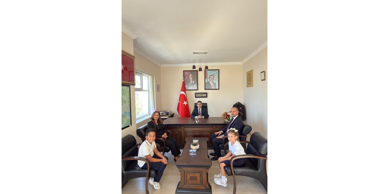 Minik öğrencilerden Kaymakam Kaya’ya ziyaret
