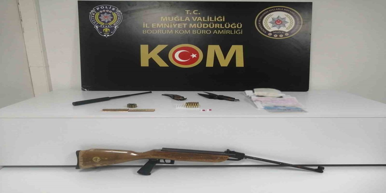 Bodrum’da tefecilik, yağma ve dolandırıcılık operasyonu: 7 şüpheli gözaltında