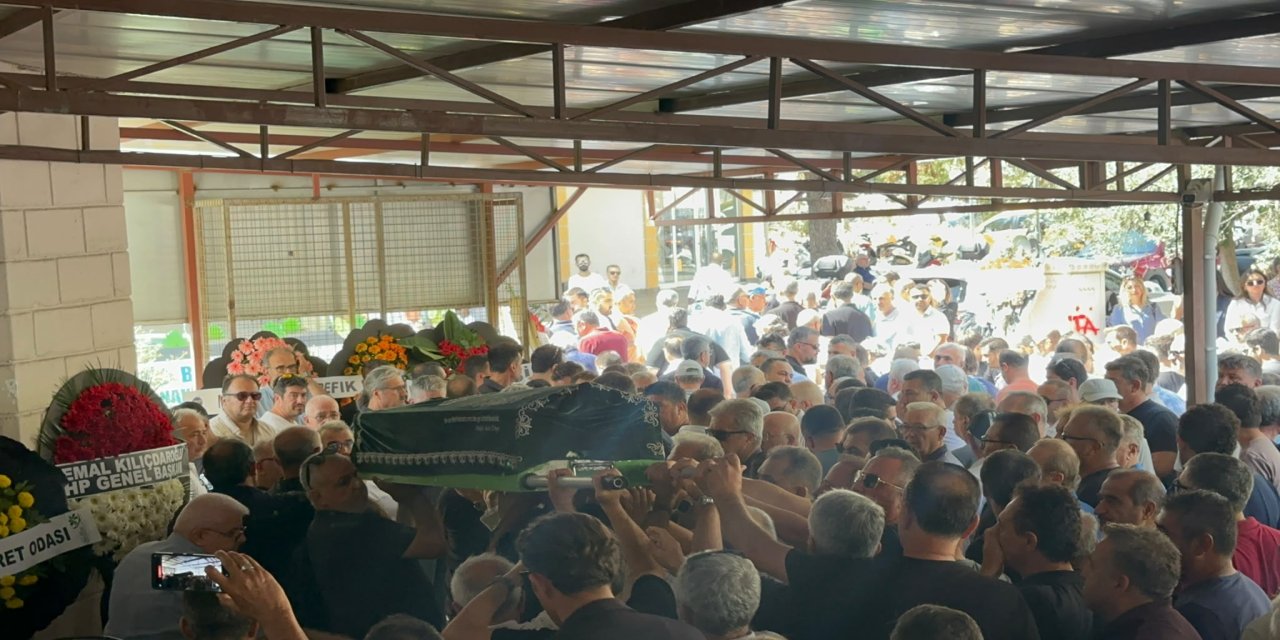 Marmaris’in sevilen ismi Candan Yürekli gözyaşlarıyla toprağa verildi