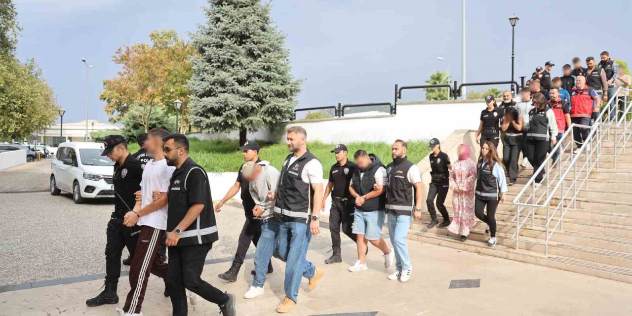 Muğla’da "Sokaklar Güvende" operasyonu: 20 şüpheli adliyeye sevk edildi
