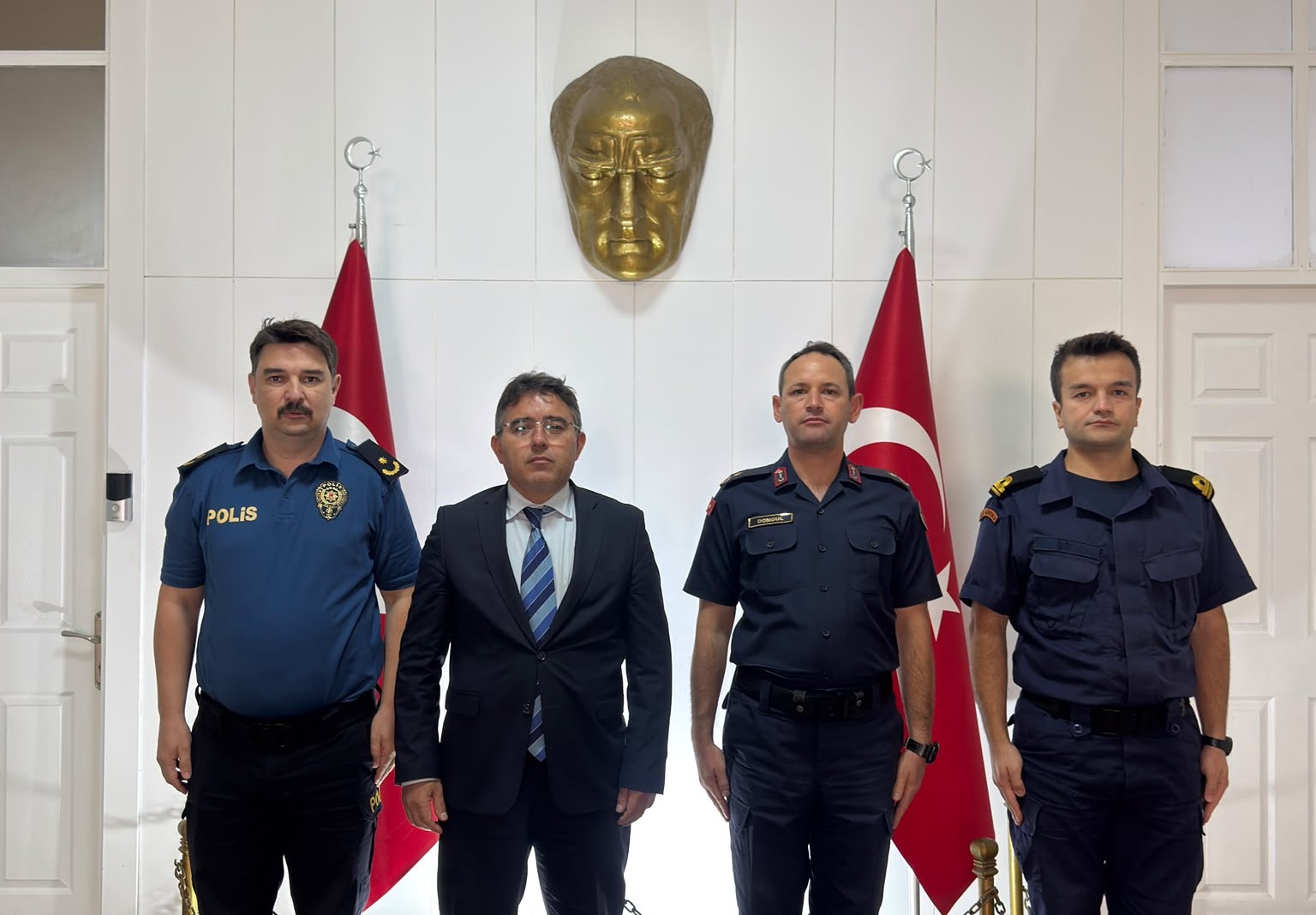 MARMARİS’TE OKUL GÜVENLİĞİ VE ASAYİŞ TEDBİRLERİ GÖRÜŞÜLDÜ