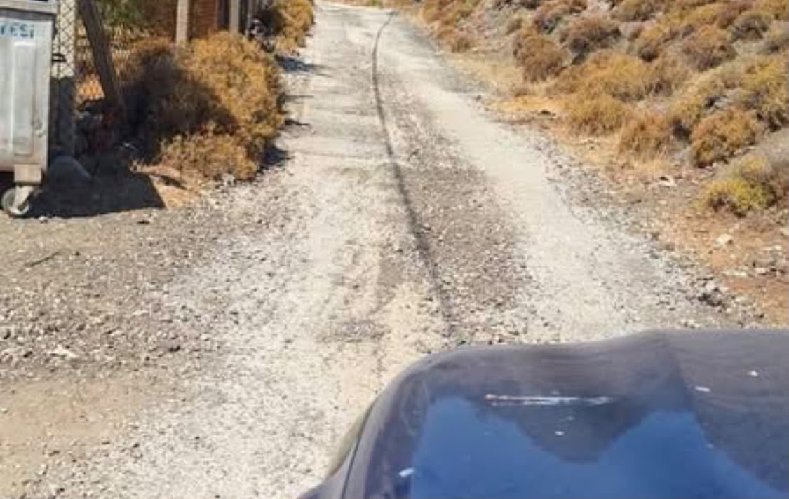 MARMARİS’İN KIRSAL MAHALLE YOLLARI ARABA BOZUYOR