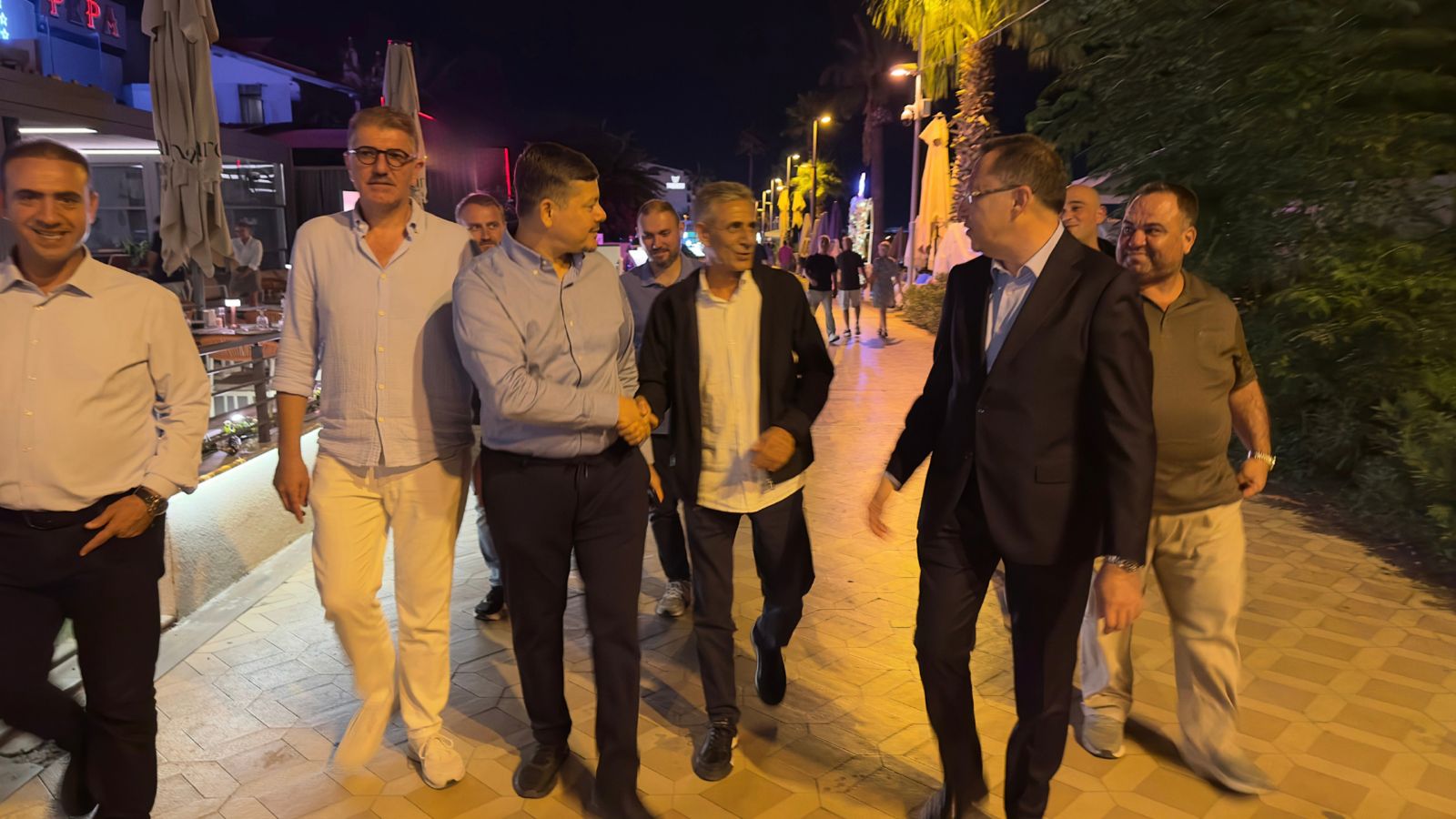 MUTLU AYHAN UZUNYALI’DA ÜYELERLE BULUŞTU