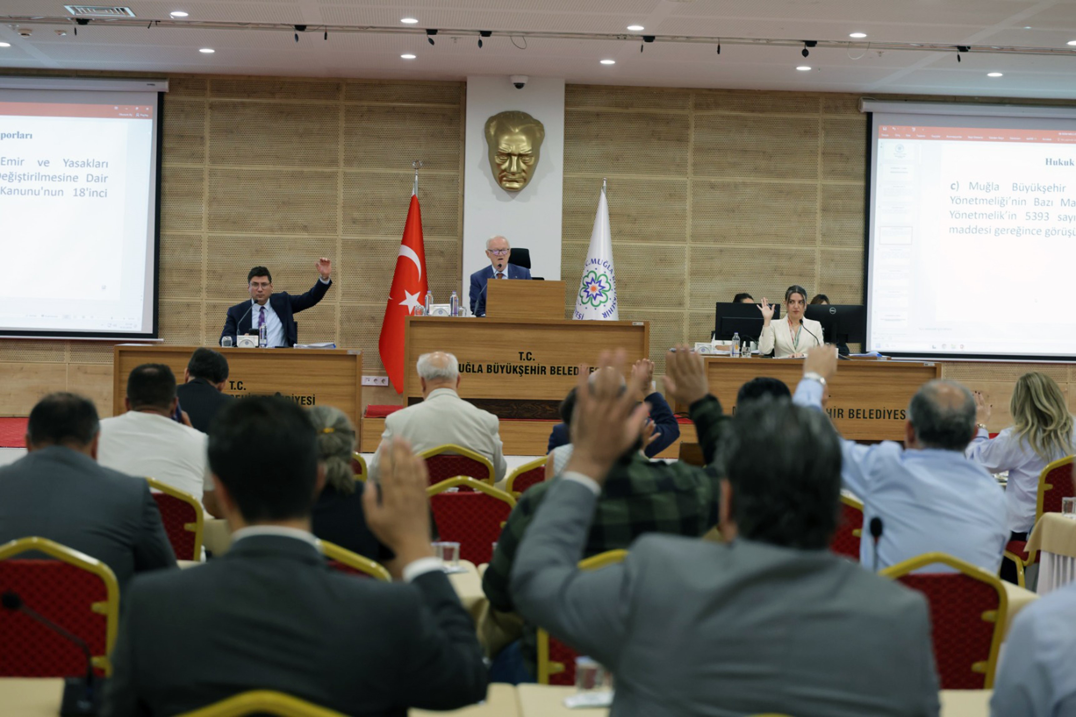 Muğla’da annelere ücretsiz ulaşım desteği