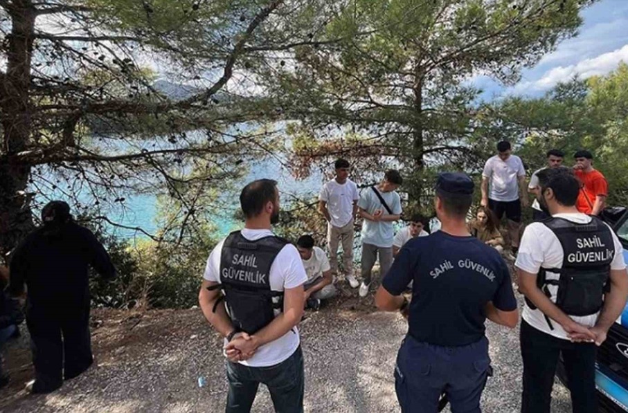 Marmaris'te 18 düzensiz göçmen yakalandı