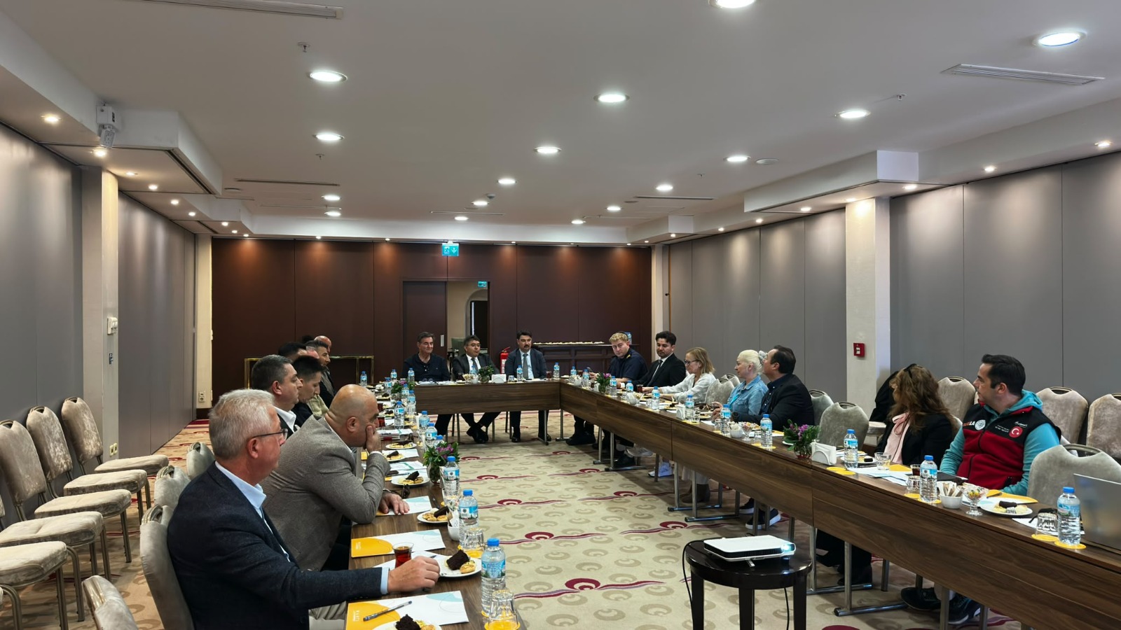 İçmeler’de 2 bin 400 sporcu kulaç atacak