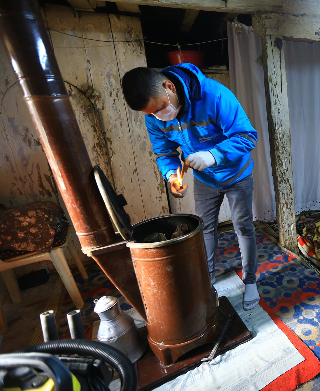 Belediye soba zehirlenmelerine karşı yurttaşlarını uyardı,bilgilendirdi