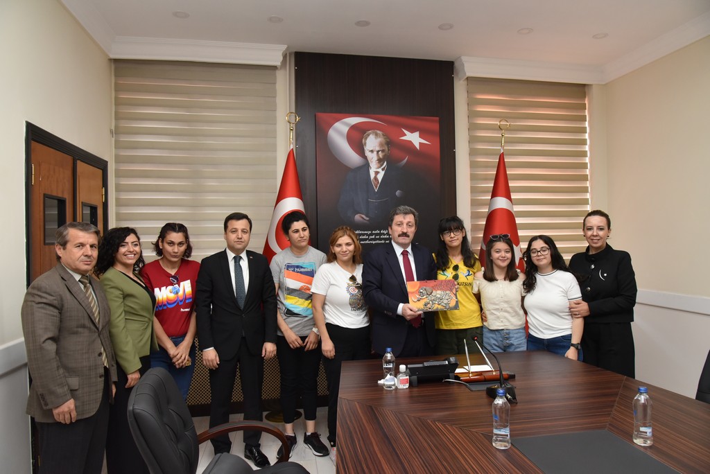 Vali Orhan Tavlı “Engeller sevgi ile aşılır”