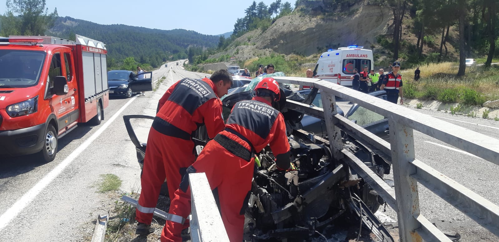 MARMARİS'TE GÖREV YAPAN ÖĞRETMEN KAZADA YARALANDI