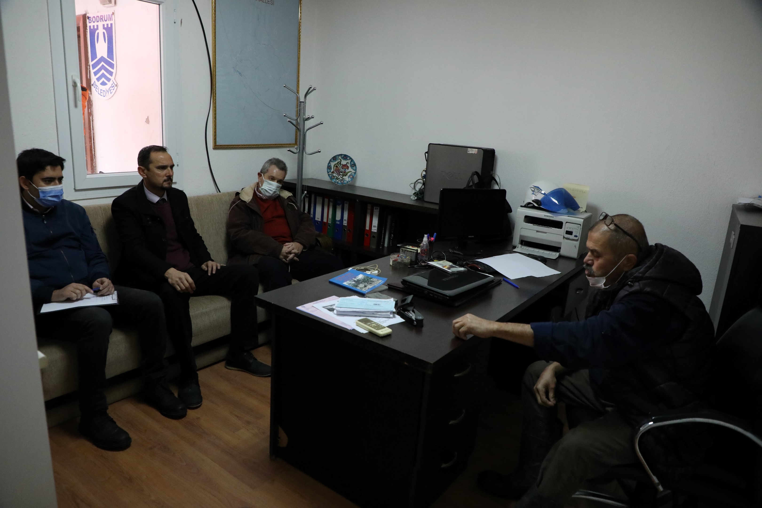 BELEDİYE YETKİLİLERİ MUHTARLARI ZİYARET EDEREK TALEP VE SORUNLARINI DİNLEDİ