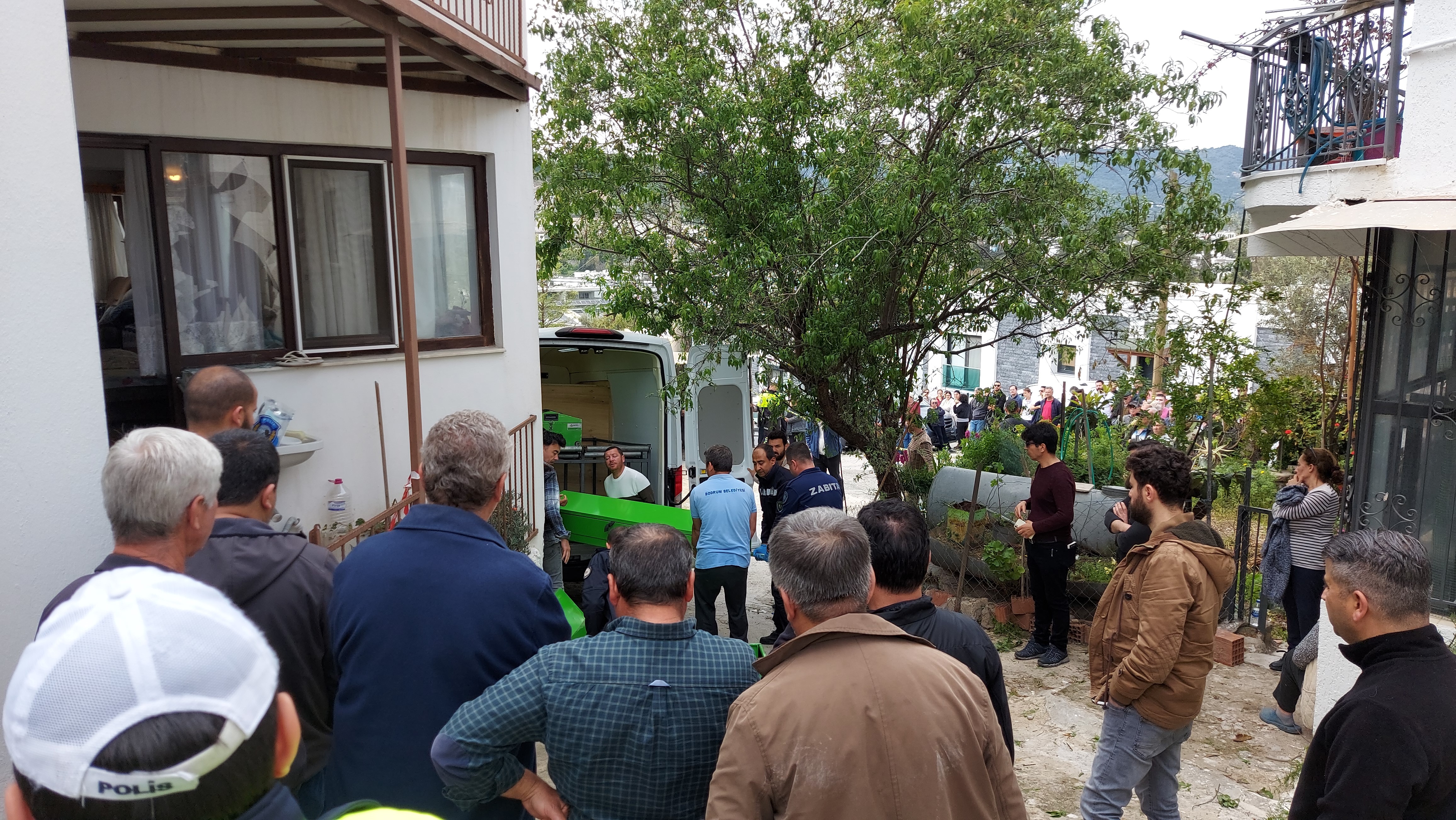 Bodrum'da aile faciası
