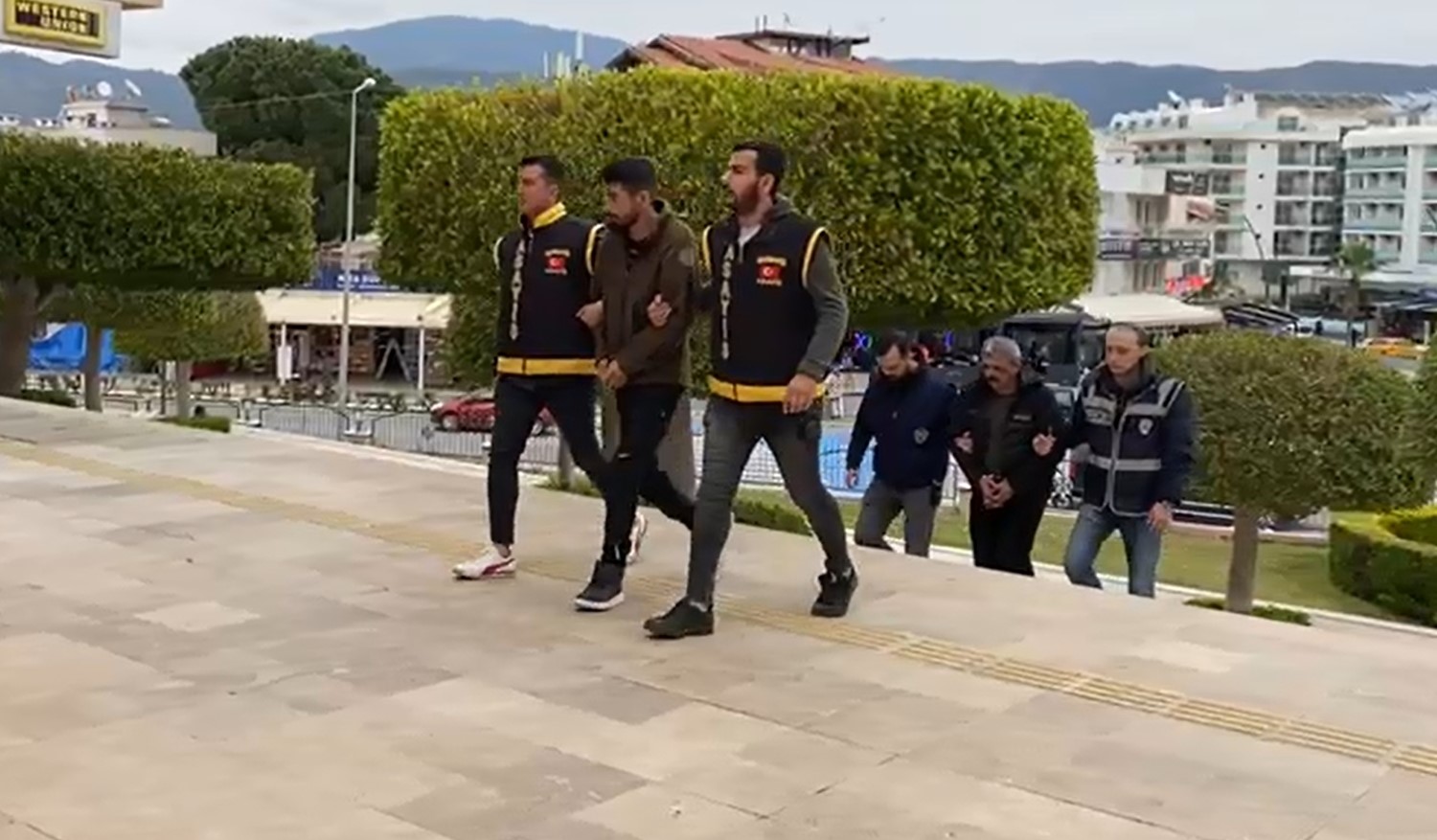 Mobil Bankacılık dolandırıcılığında iki tutuklu