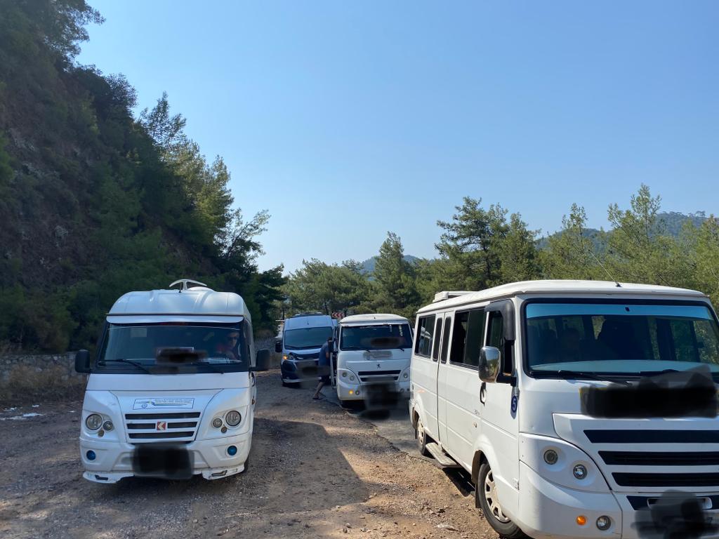 TUR SERVİSLERİNE TRAFİK DENETİMİ BİR ŞOFÖR ALKOLLÜ ÇIKTI