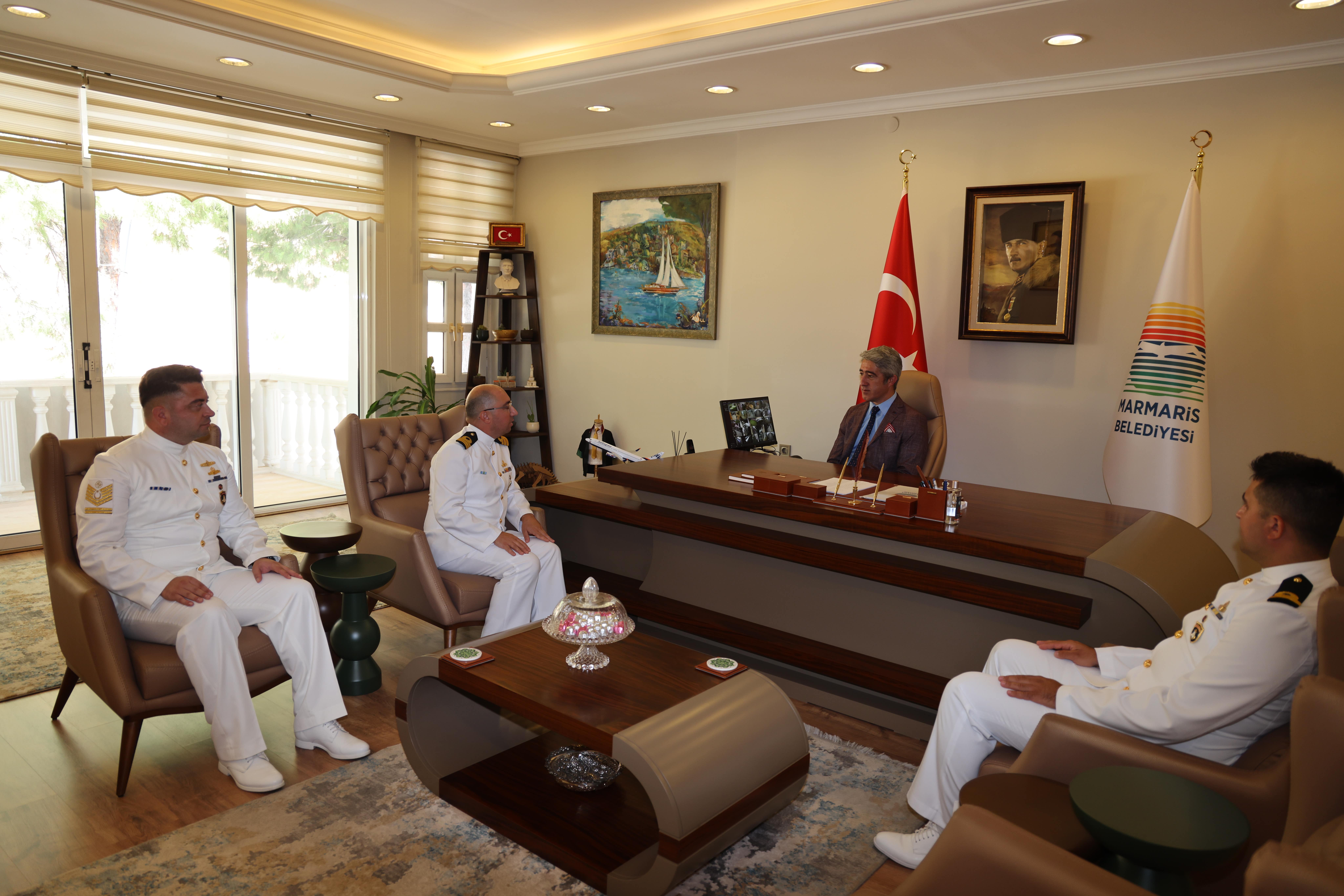 DENİZ KUVVETLERİ GÜNÜ’NDE KOMUTANLARDAN ZİYARET