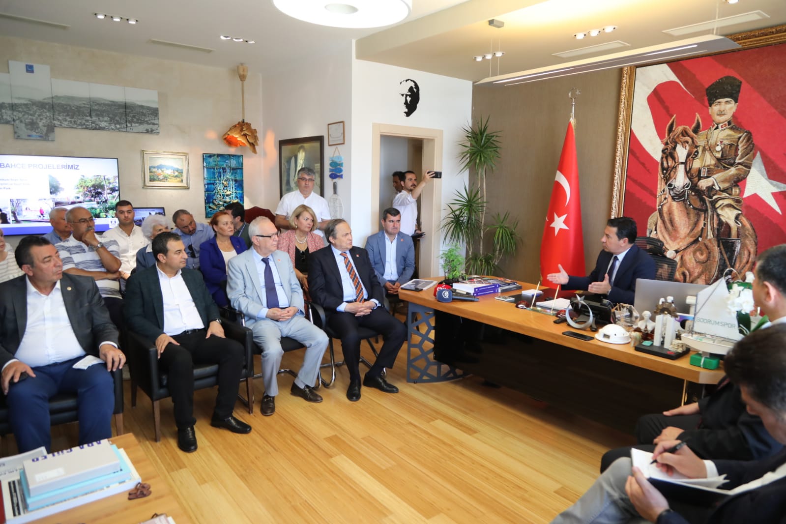 yerel-yonetimler-heyetinden-baskan-arasa-ziyaret14.jpeg