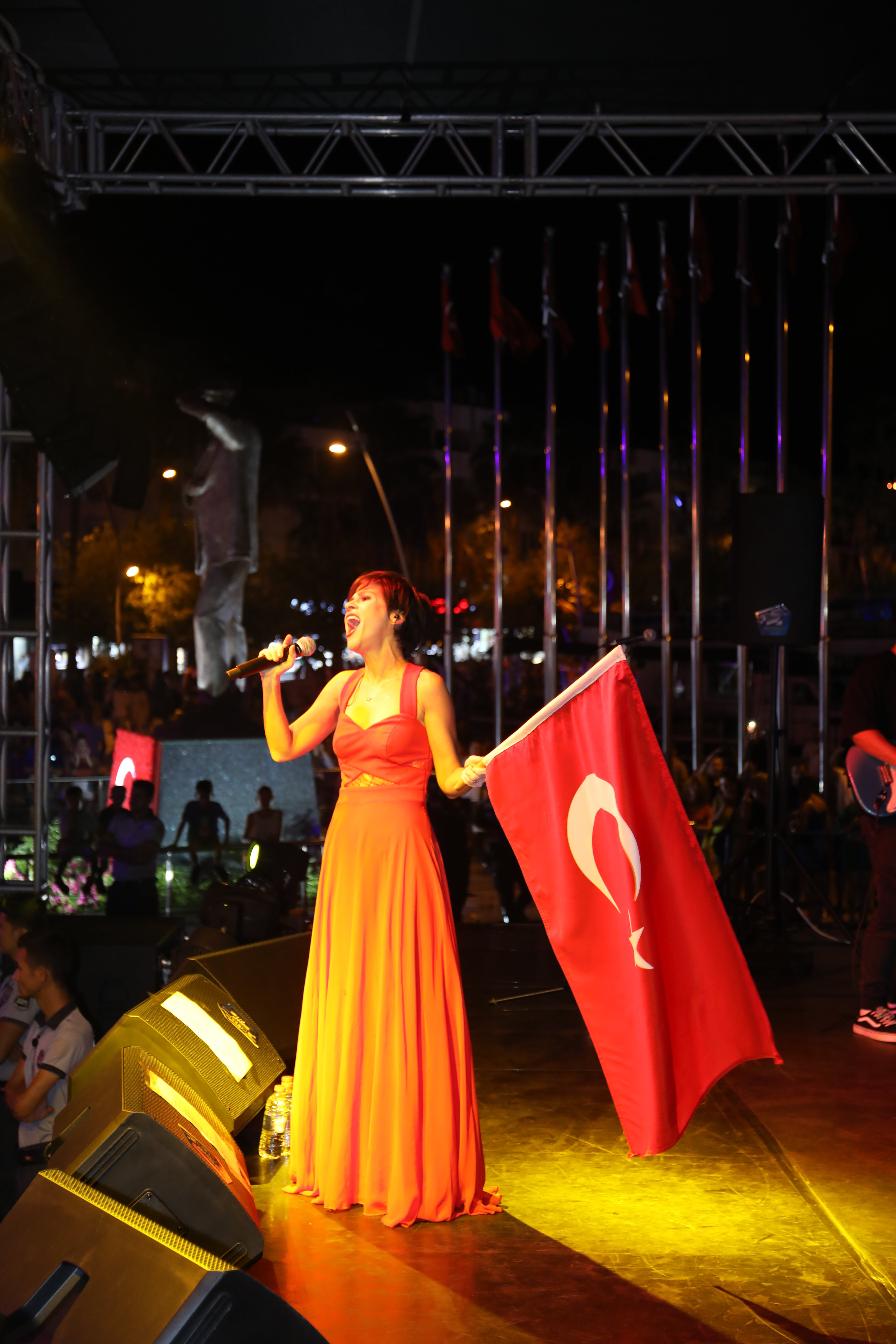 marmaris-100-yil-coskusu-14.jpg