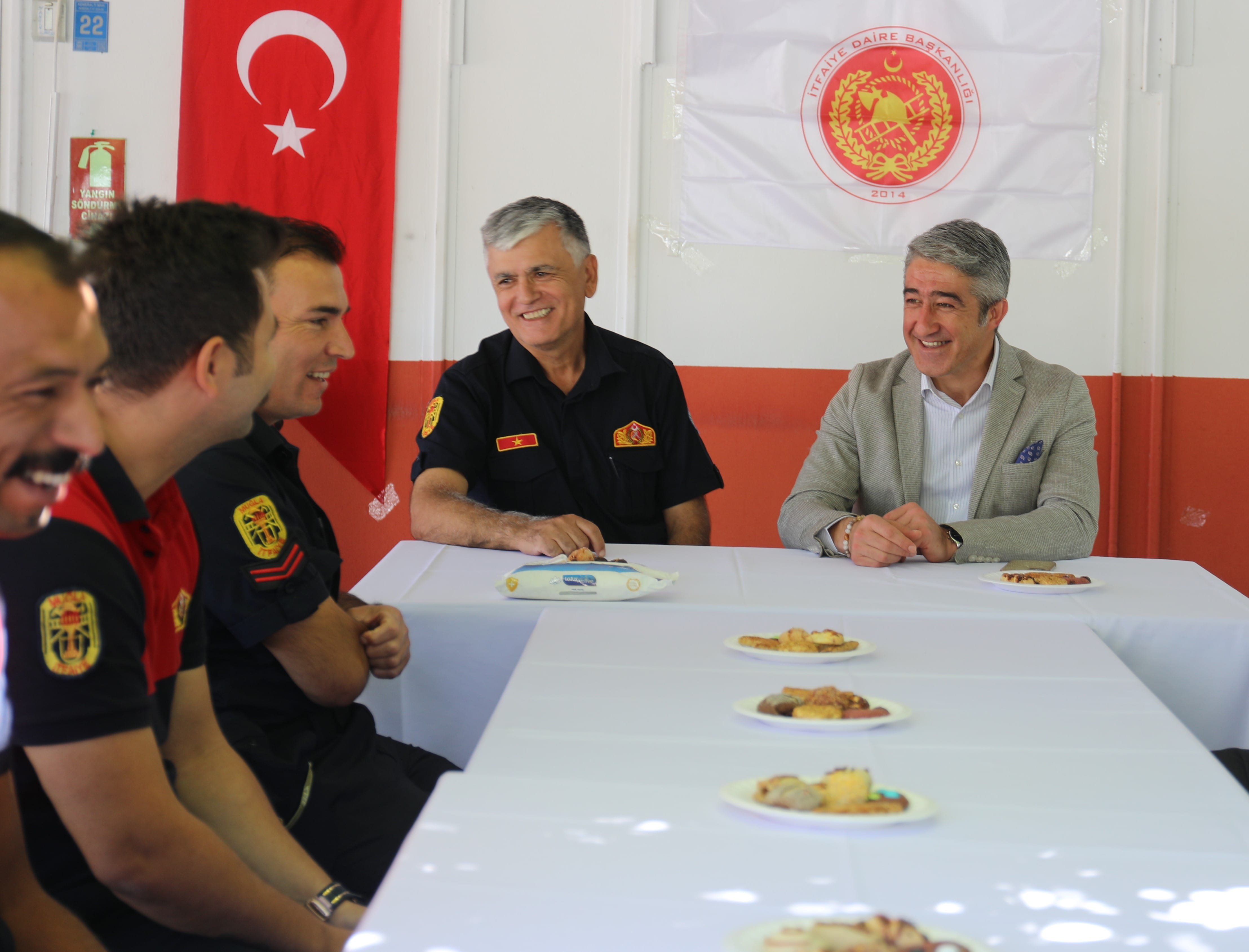baskan-oktay-itfaiye-ziyareti-4.jpg