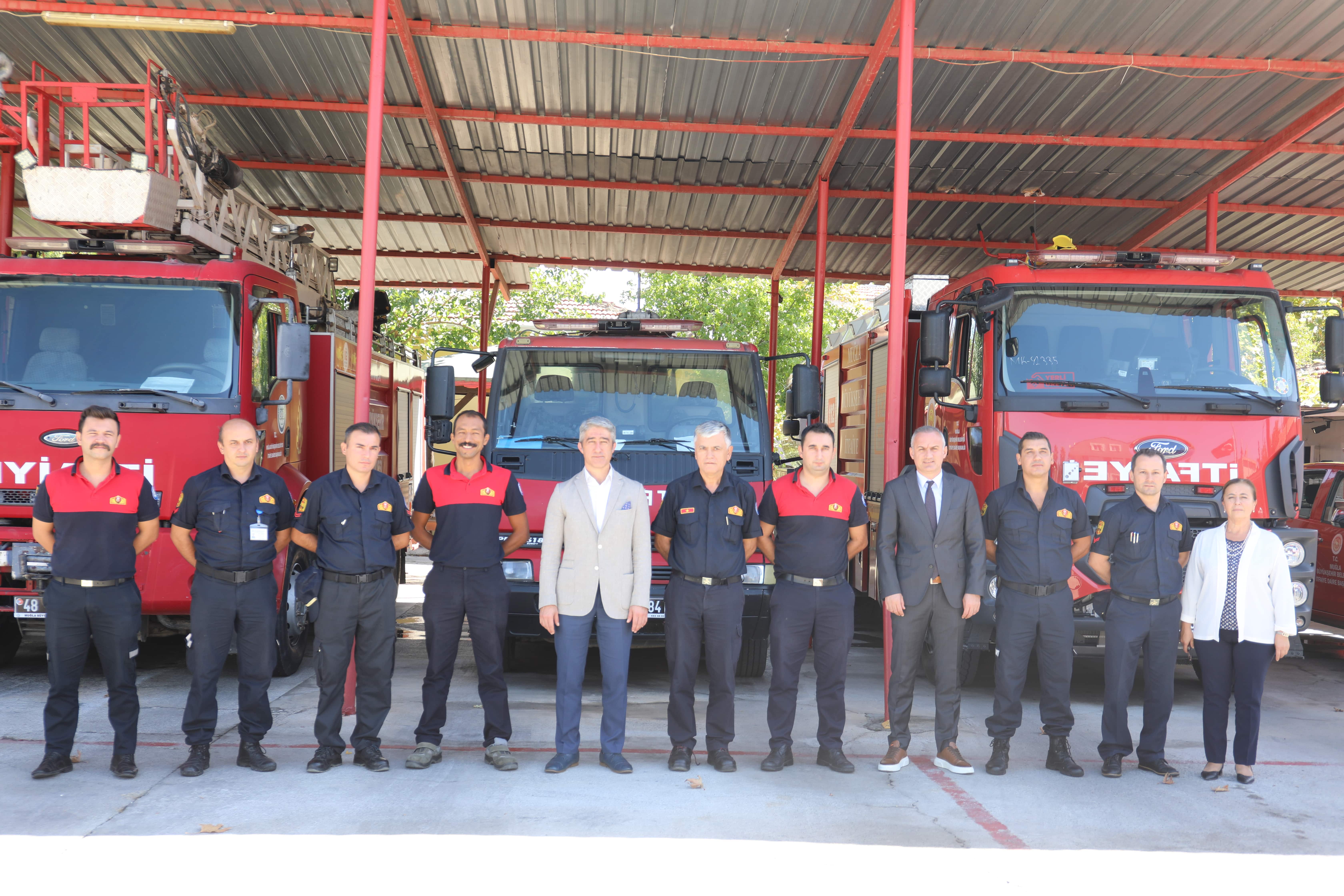 baskan-oktay-itfaiye-ziyareti-5.jpg