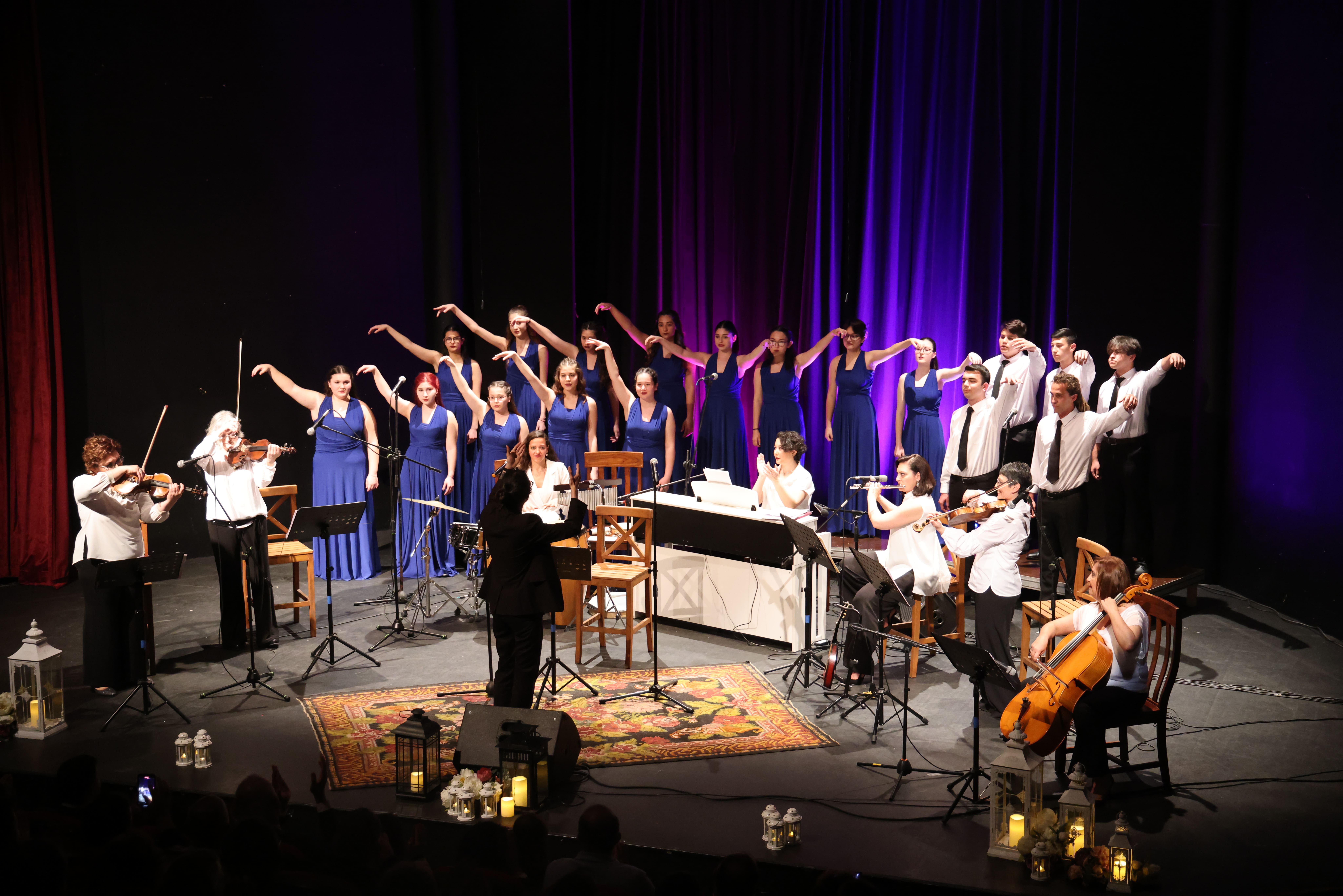 zehra-bebek-konser-3.jpg